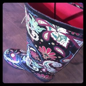 Corky’s Rain boots. Size 8.